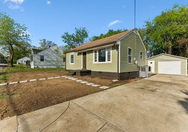 Homes for sale in Lewisburg, TN | 224 Hardison Ave, Lewisburg, TN 37091 | MLS# 3168427