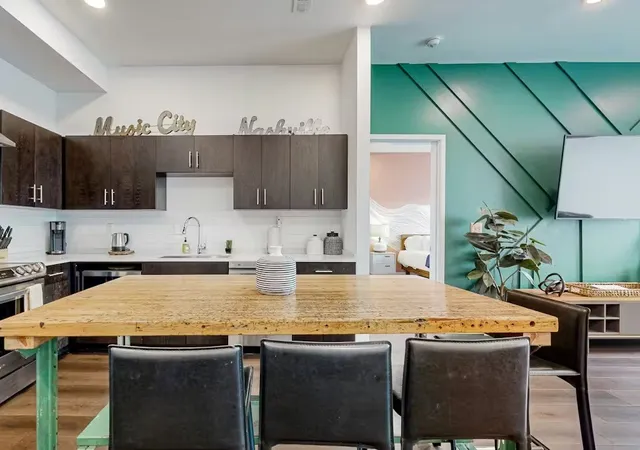 2nd image of 920 King Hollands Ave #114, Nashville, TN 37203 | MLS# 3184273