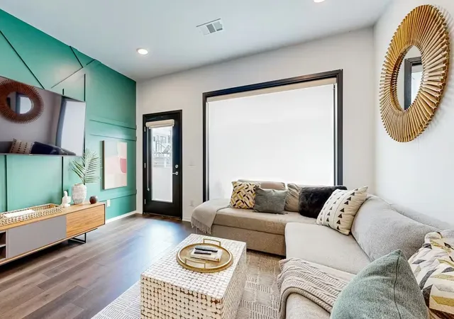 3rd image of 920 King Hollands Ave, Nashville, TN 37203