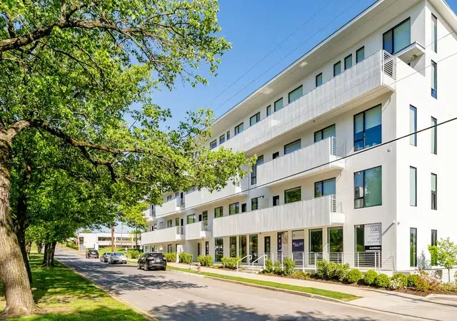 5th image of 920 King Hollands Ave, Nashville, TN 37203