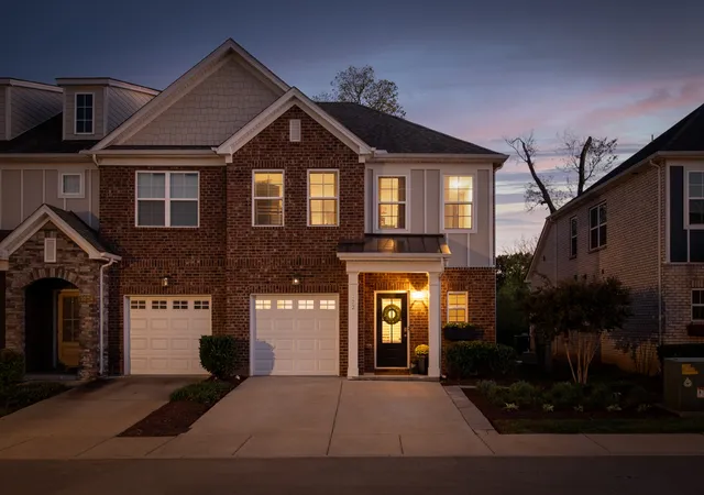 2nd image of 1022 Emery Bay Cir, Hendersonville, TN 37075 | MLS# 3168494