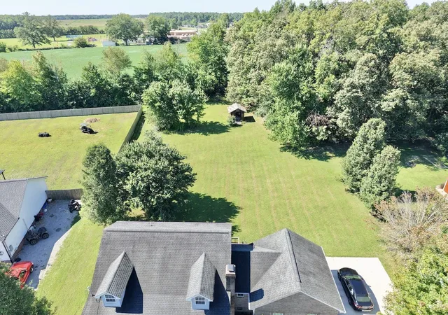 Photo 3 of Single family home for sale at 90 Heather Hts, Bradyville, TN 37026 | MLS# 3168521 | Listing updated on 2026-10-30
