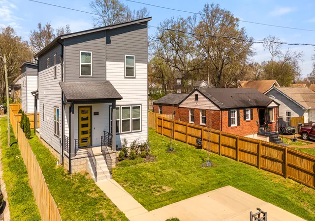 Photo 2 of Single family home for sale at 2520 Delk Ave, Nashville, TN 37208 | MLS# 3169734 | Listing updated on 2026-09-16