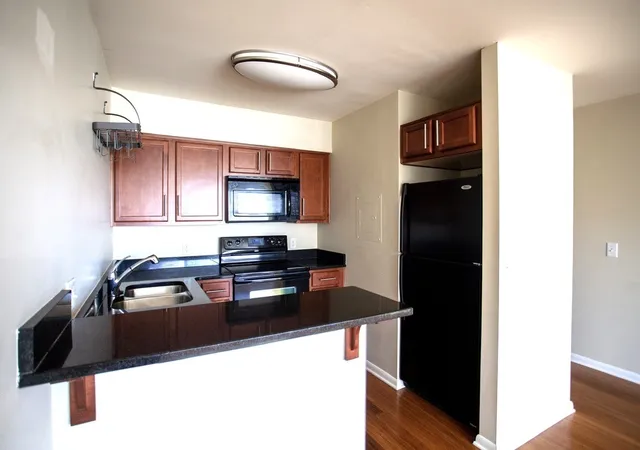 2nd image of 801 Inverness Ave #A11, Nashville, TN 37204 | MLS# 3184534