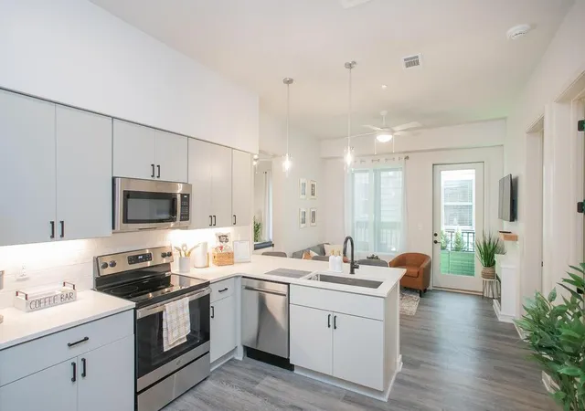 4th image of 1014 16Th Ave S, Nashville, TN 37212