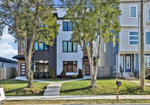 Photo 3 of Sale Pending at 611a 21st Avenue N, Nashville, TN 37203 | MLS# 3176496 | Listing updated on 2026-08-20