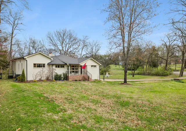 1st image of 1100 Sparta Rd, Nashville, TN 37205 | MLS# 3168644