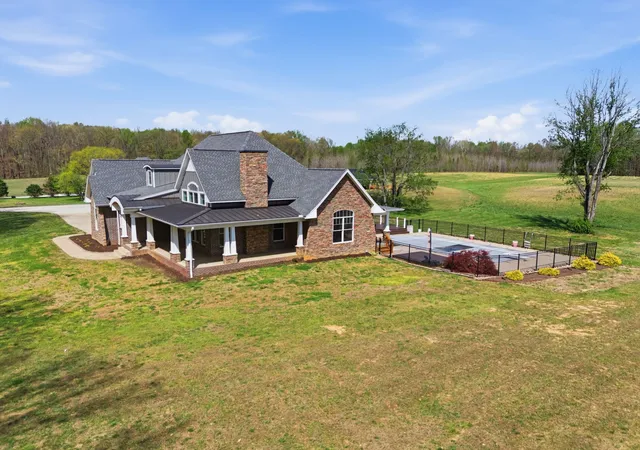 5th image of 2385 Pleasant View Rd, Pleasant View, TN 37146 | MLS# 3169067
