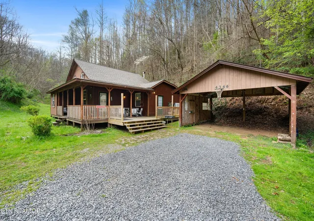 Photo 1 of Single family home for sale at 4346 Grindstone Ridge Rd, Pigeon Forge, TN 37863 | MLS# 3270211 | Listing updated on 2026-07-10