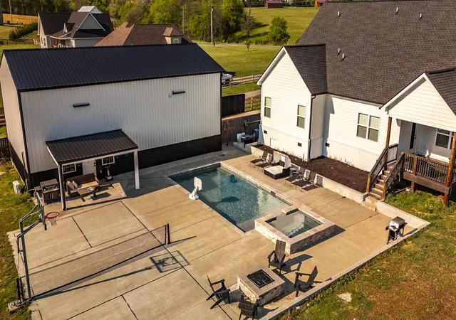 Homes for sale in Watertown, TN | 1160 Hearn Hill Rd, Watertown, TN 37184 | MLS# 3170725
