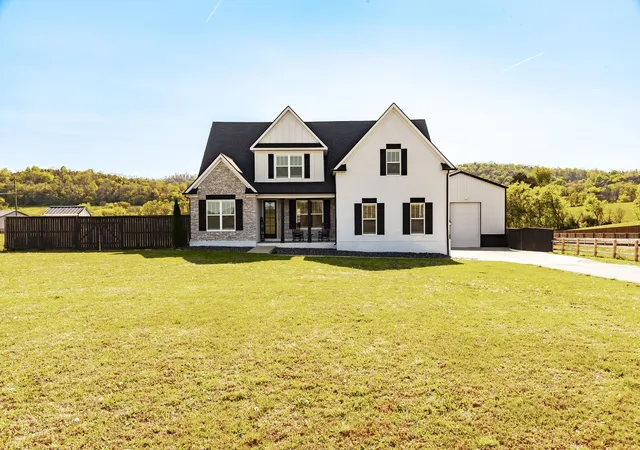 Homes for sale in Watertown, TN | 1160 Hearn Hill Rd, Watertown, TN 37184 | MLS# 3170725
