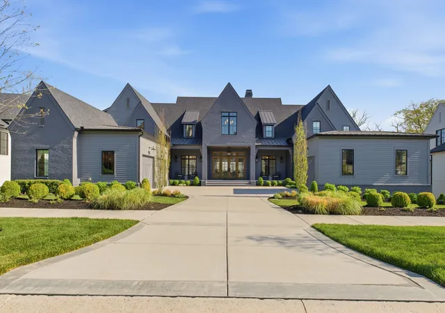Photo 3 of Mansion for sale at 9048 Passiflora Ct, College Grove, TN 37046 | MLS# 3170494 | Listing updated on 2026-09-22