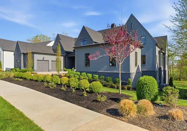 Photo 4 of Single family home for sale at 9048 Passiflora Ct, College Grove, TN 37046 | MLS# 3170494 | Listing updated on 2026-09-22