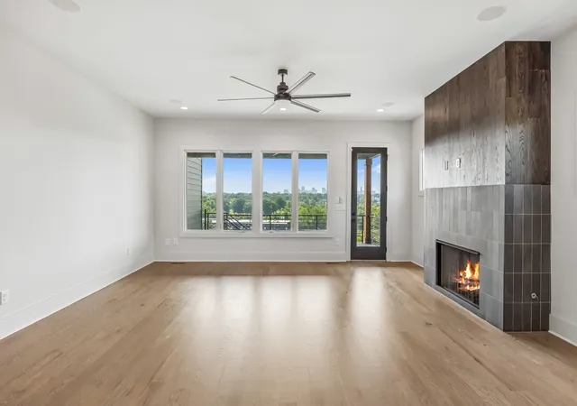 2nd image of 2118 Cliff Dr #C, Nashville, TN 37218 | MLS# 3225814