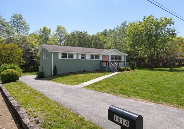 3rd image of 1614 Shady Cir, Lebanon, TN 37087 | MLS# 3172764