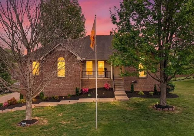 Homes for sale in Greenbrier, TN | 4005 Summit Dr, Greenbrier, TN 37073 | MLS# 3177751