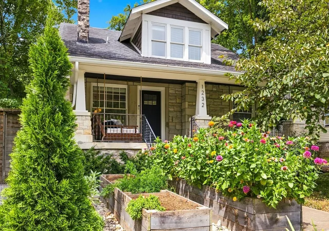 2nd image of 1232 N 2nd St, Nashville, TN 37207 | MLS# 3520645