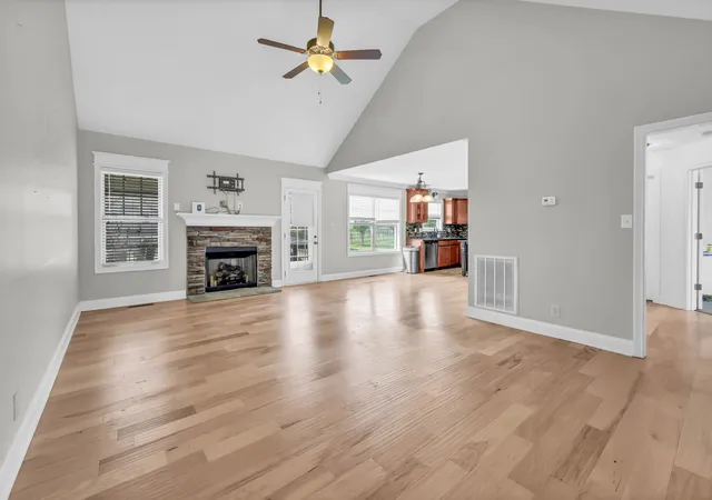 5th image of 1128 Ivy Brook Way, Clarksville, TN 37043 | MLS# 3180759