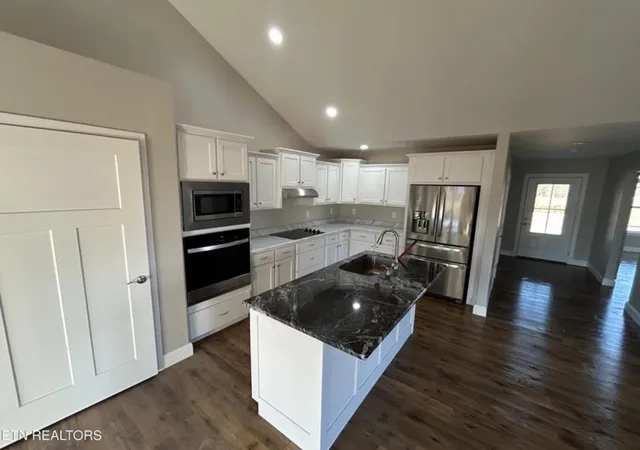 image of 815 Colby Cir, Crossville, TN 38571 | MLS# 3169727