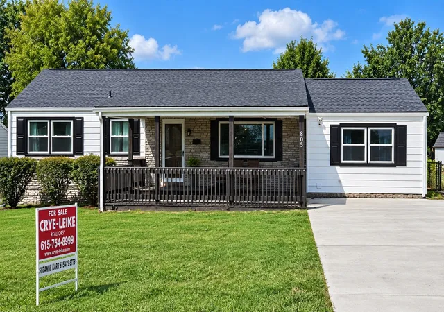 Photo 1 of Single family home for sale at 805 Wildwood Ave, Lebanon, TN 37087 | MLS# 3184675 | Listing updated on 2026-09-12