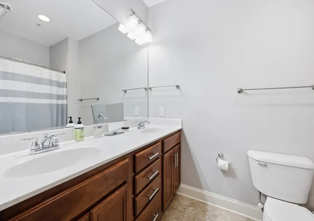 image of 702 Wedgewood Park, Nashville, TN 37203