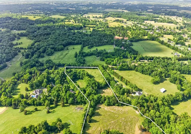 Photo 3 of Land for sale at 1 Himesville Rd, Shelbyville, TN 37160 | MLS# 3215655 | Listing updated on 2026-08-30