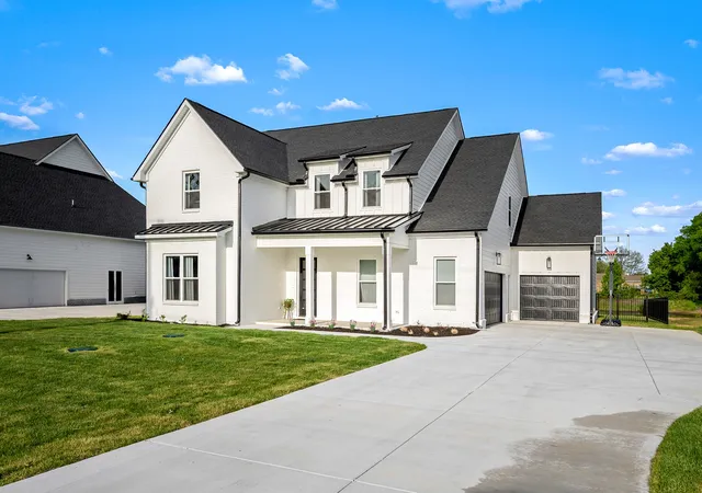 3rd image of 520 Gresham Ln, Murfreesboro, TN 37129 | MLS# 3170169