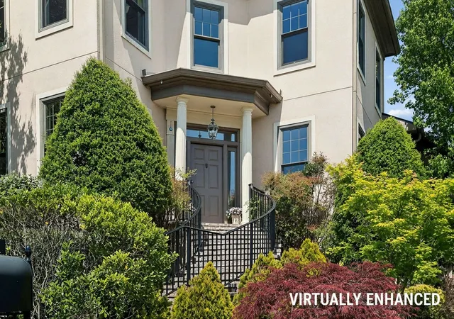 3rd image of 31 Erwin Ct, Nashville, TN 37205 | MLS# 3175571