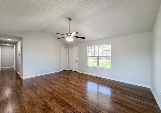 4th image of 2310 Forrest Fields Dr, Chapel Hill, TN 37034 | MLS# 3169657