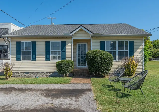 Homes for sale in Nashville, TN | 107 Cleveland St, Nashville, TN 37207 | MLS# 3180709
