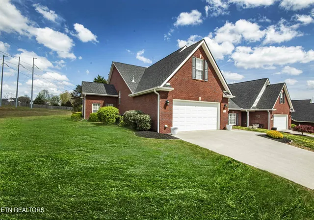 2nd image of 7338 Napa Vly Wy, Knoxville, TN 37931