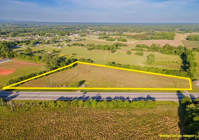 1st image of 0 Tullahoma Hwy, Winchester, TN 37398 | MLS# 3171237