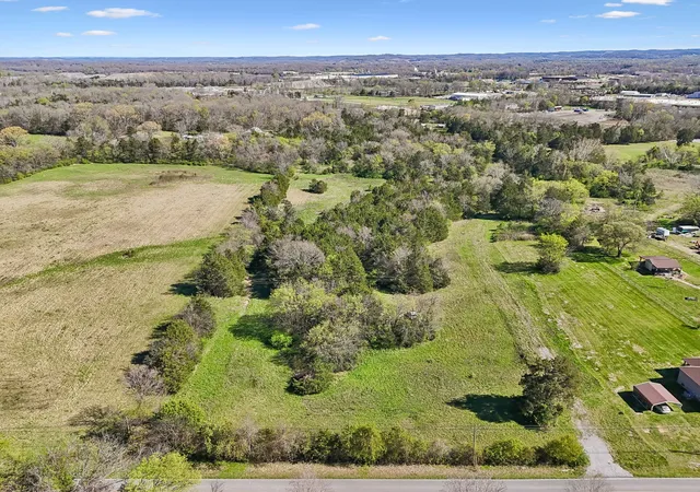 12th image of 1 Horse Mountain Rd, Shelbyville, TN 37160 | MLS# 3180494
