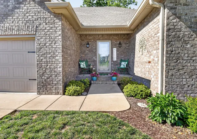Homes for sale in Gallatin, TN | 202 Beacon St, Gallatin, TN 37066 | MLS# 3193898