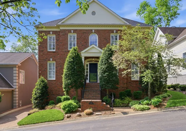 1st image of 236 Burlington Pl, Nashville, TN 37215 | MLS# 3169674