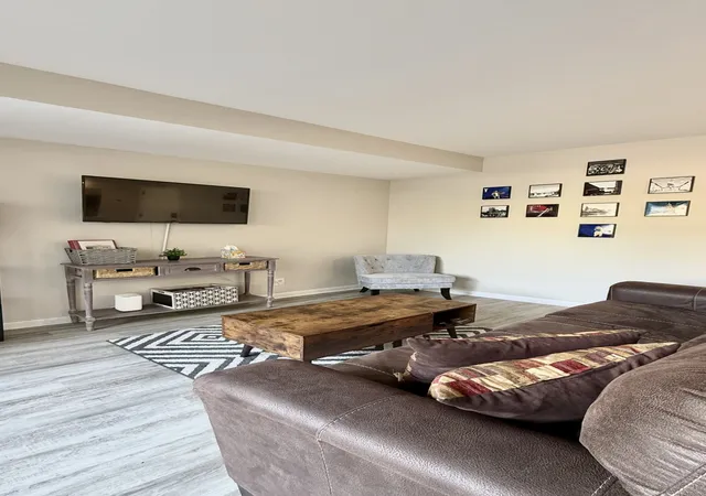 Photo 3 of Condo for sale at 900 19th Avenue S #103, Nashville, TN 37212 | MLS# 3169684 | Listing updated on 2026-04-29