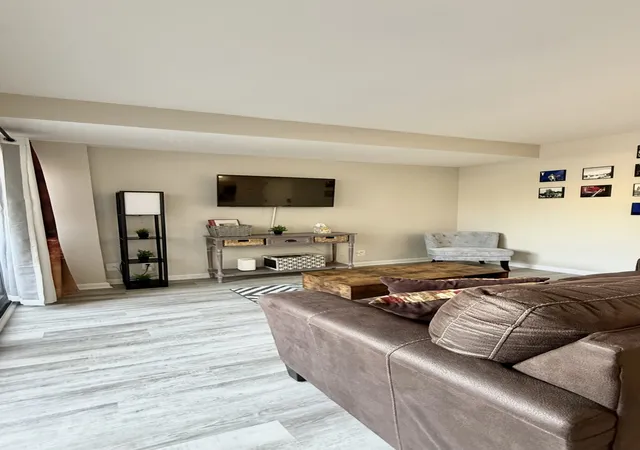 Photo 3 of Condo for sale at 900 19th Avenue S #103, Nashville, TN 37212 | MLS# 3169684 | Listing updated on 2026-04-29