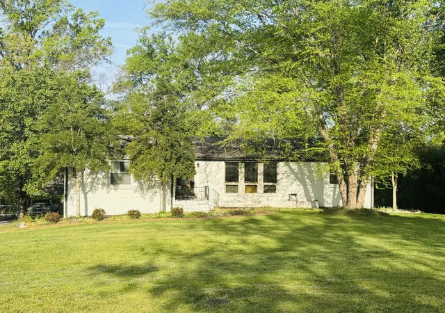 1st image of 1116 Spencer Ave, Gallatin, TN 37066 | MLS# 3169726