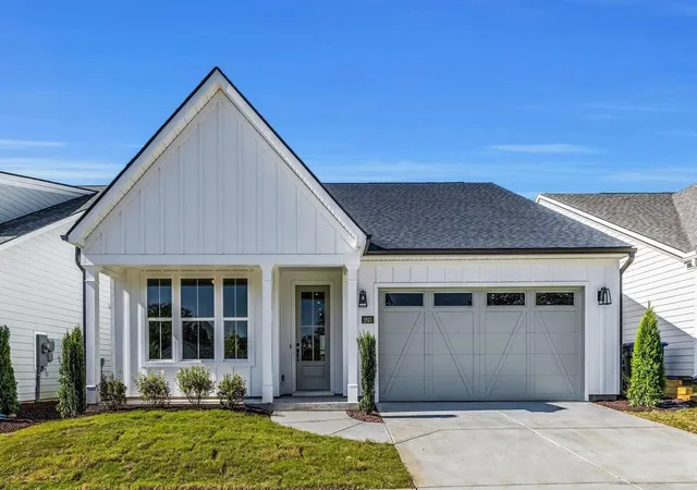 Photo 1 of Single family home for sale at 2823 Butlers Green Cir, Chattanooga, TN 37421 | MLS# 3169928 | Listing updated on 2026-06-03