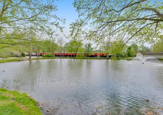 Homes for sale in Chattanooga, TN | 900 Mountain Creek Road, Chattanooga, TN 37405 | Houzeo