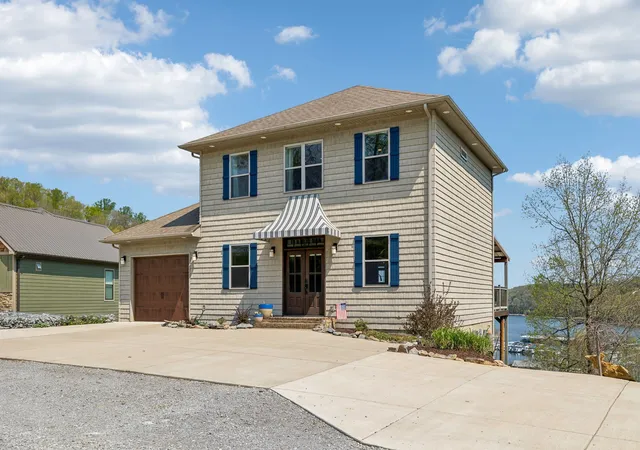 Photo 4 of Single family home for sale at 350 Blue Moon Rdg, Smithville, TN 37166 | MLS# 3171030 | Listing updated on 2026-07-21