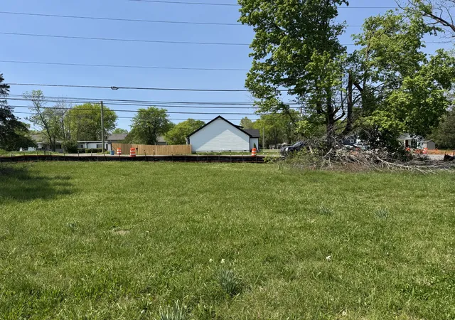 2nd image of 223 Walton Ferry Rd, Hendersonville, TN 37075 | MLS# 3170158