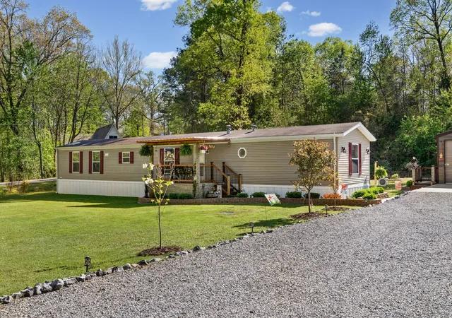 Homes for sale in Buchanan, TN | 380 Upchurch Dr, Buchanan, TN 38222 | MLS# 3173198