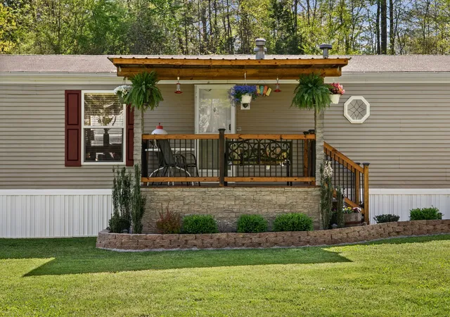 Homes for sale in Buchanan, TN | 380 Upchurch Dr, Buchanan, TN 38222 | MLS# 3173198