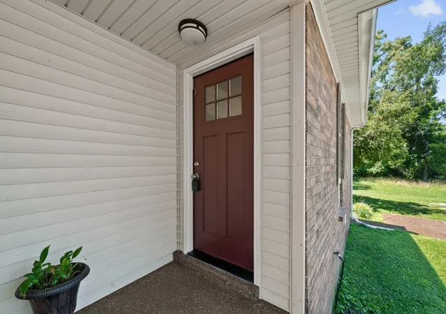 Photo 3 of Single family home for sale at 1126 Apple Valley Rd, Madison, TN 37115 | MLS# 3178938 | Listing updated on 2026-08-21