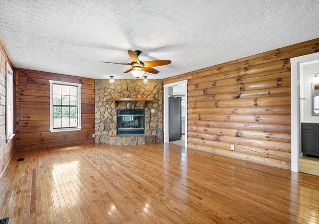 Photo 2 of Single family home for sale at 110 Jerry Smith Rd, Indian Mound, TN 37079 | MLS# 3177925 | Listing updated on 2026-08-18