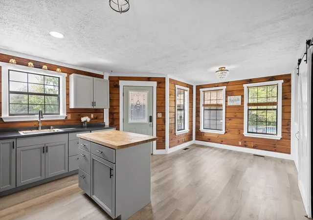 Photo 4 of Single family home for sale at 110 Jerry Smith Rd, Indian Mound, TN 37079 | MLS# 3177925 | Listing updated on 2026-08-18