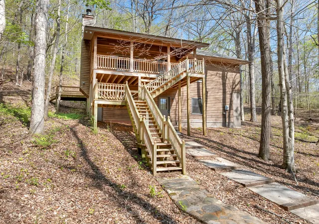 Homes for sale in Wartrace, TN | 551 Shippmans Creek Rd, Wartrace, TN 37183 | MLS# 3176425