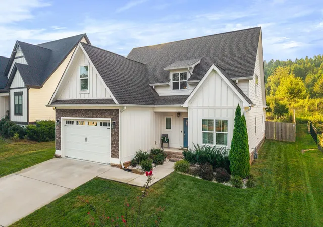 Photo 1 of Single family home for sale at 4909 Grv Park Dr Nw, Cleveland, TN 37312 | MLS# 3245632 | Listing updated on 2026-08-28