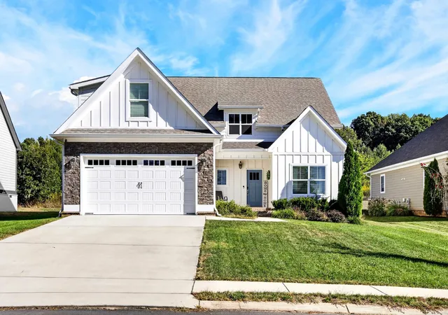 Single family home for sale at 4909 Grv Park Dr NW, Cleveland, TN 37312 | MLS# 3245632